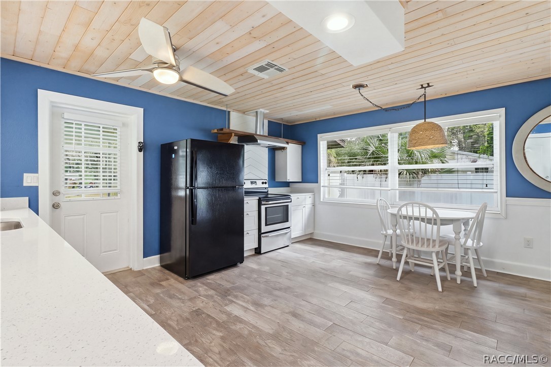 1991 NW 15th Avenue, Crystal River, FL 34428