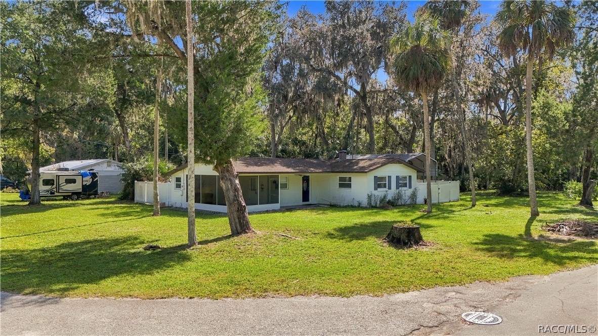 1991 NW 15th Avenue, Crystal River, FL 34428