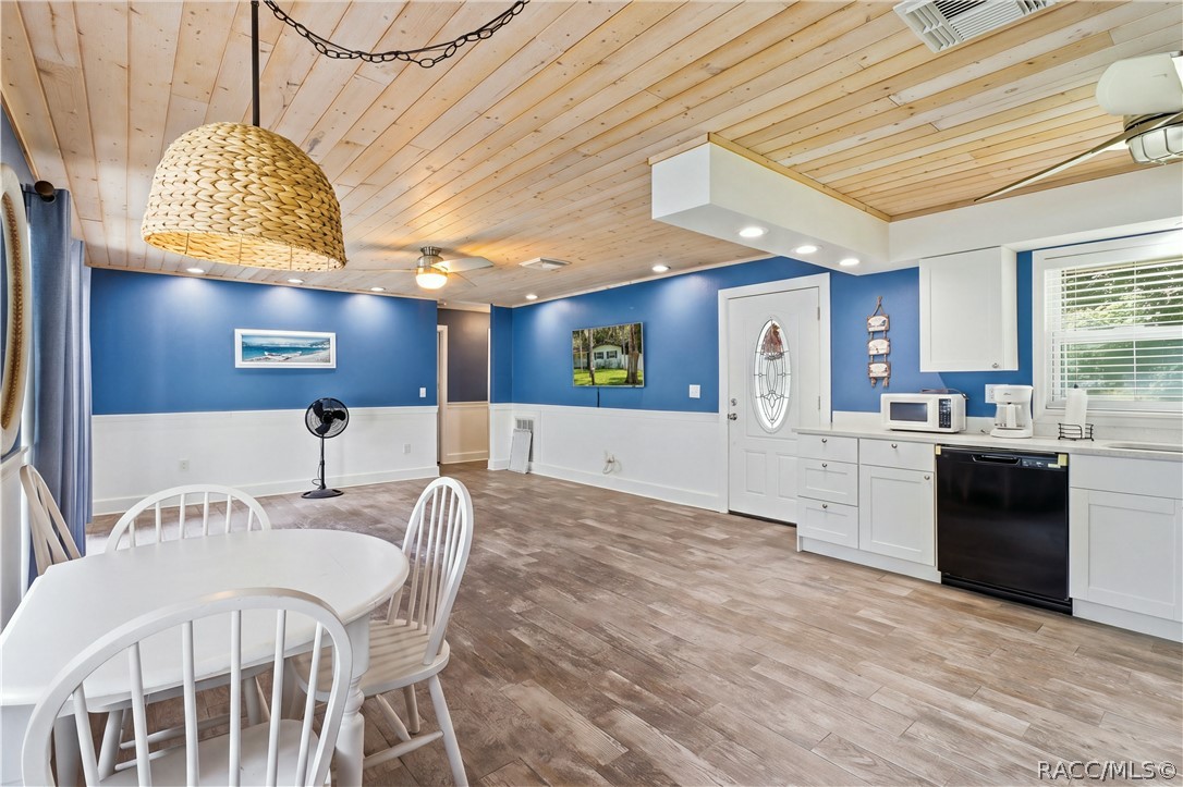 1991 NW 15th Avenue, Crystal River, FL 34428
