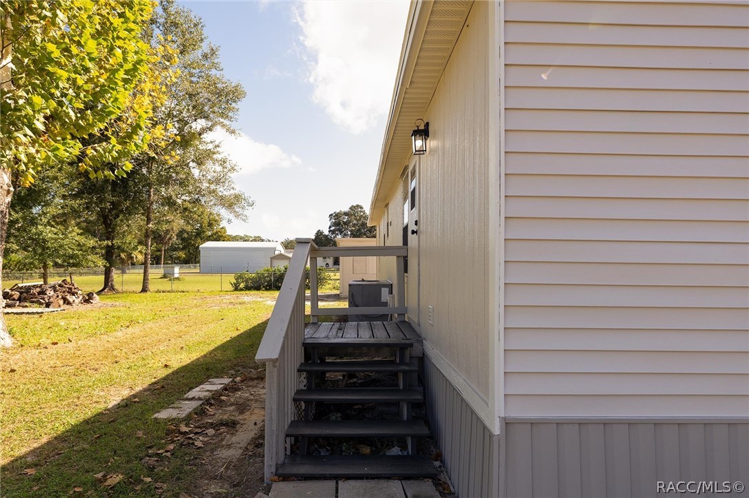 7149 W Hadenotter Lane, Homosassa, FL 34446