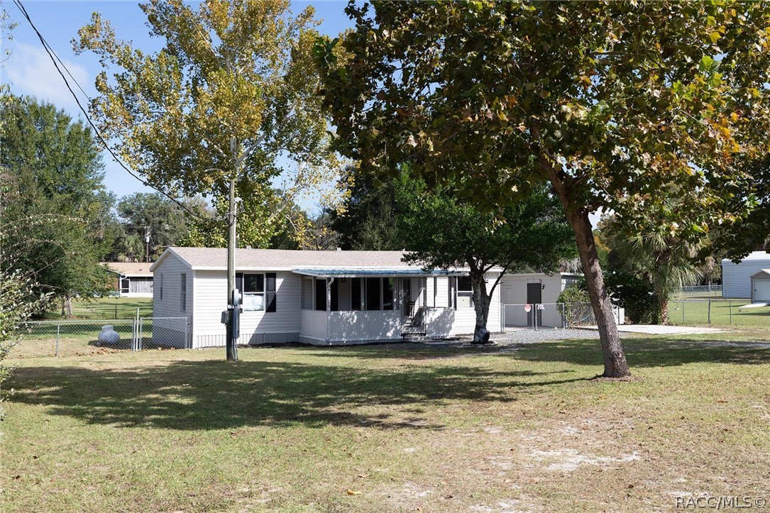 7149 W Hadenotter Lane, Homosassa, FL 34446