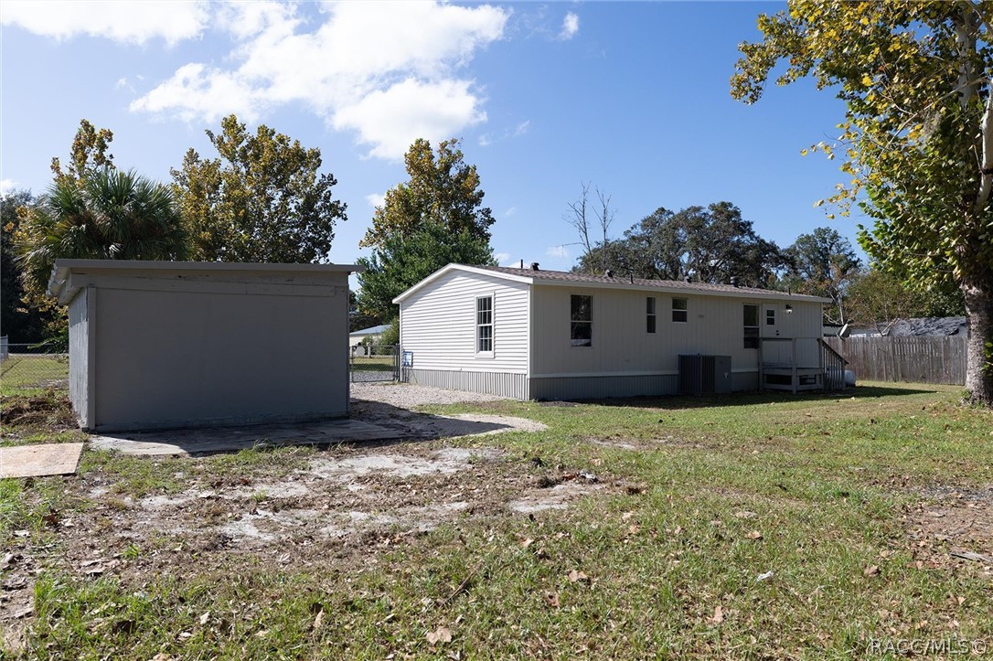 7149 W Hadenotter Lane, Homosassa, FL 34446