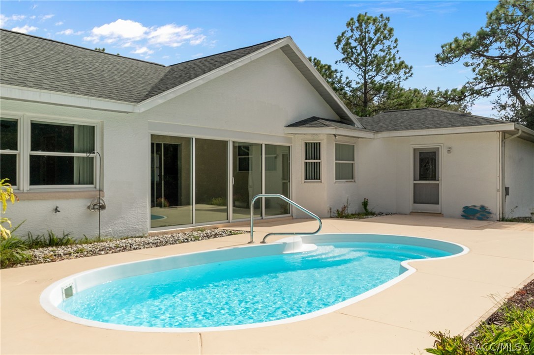 1950 W Tall Oaks Drive, Beverly Hills, FL 34465