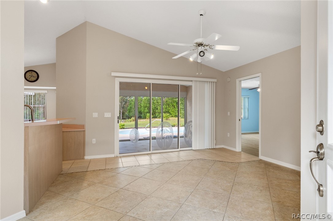 1950 W Tall Oaks Drive, Beverly Hills, FL 34465