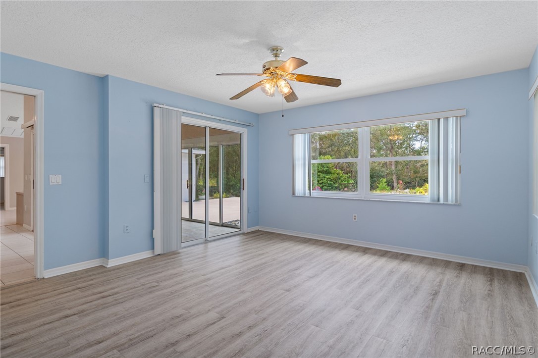 1950 W Tall Oaks Drive, Beverly Hills, FL 34465