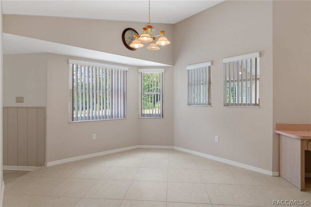 1950 W Tall Oaks Drive, Beverly Hills, FL 34465