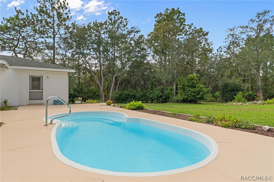 1950 W Tall Oaks Drive, Beverly Hills, FL 34465