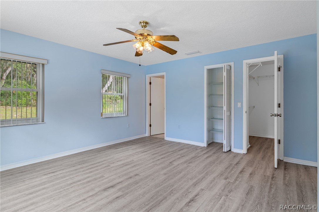 1950 W Tall Oaks Drive, Beverly Hills, FL 34465