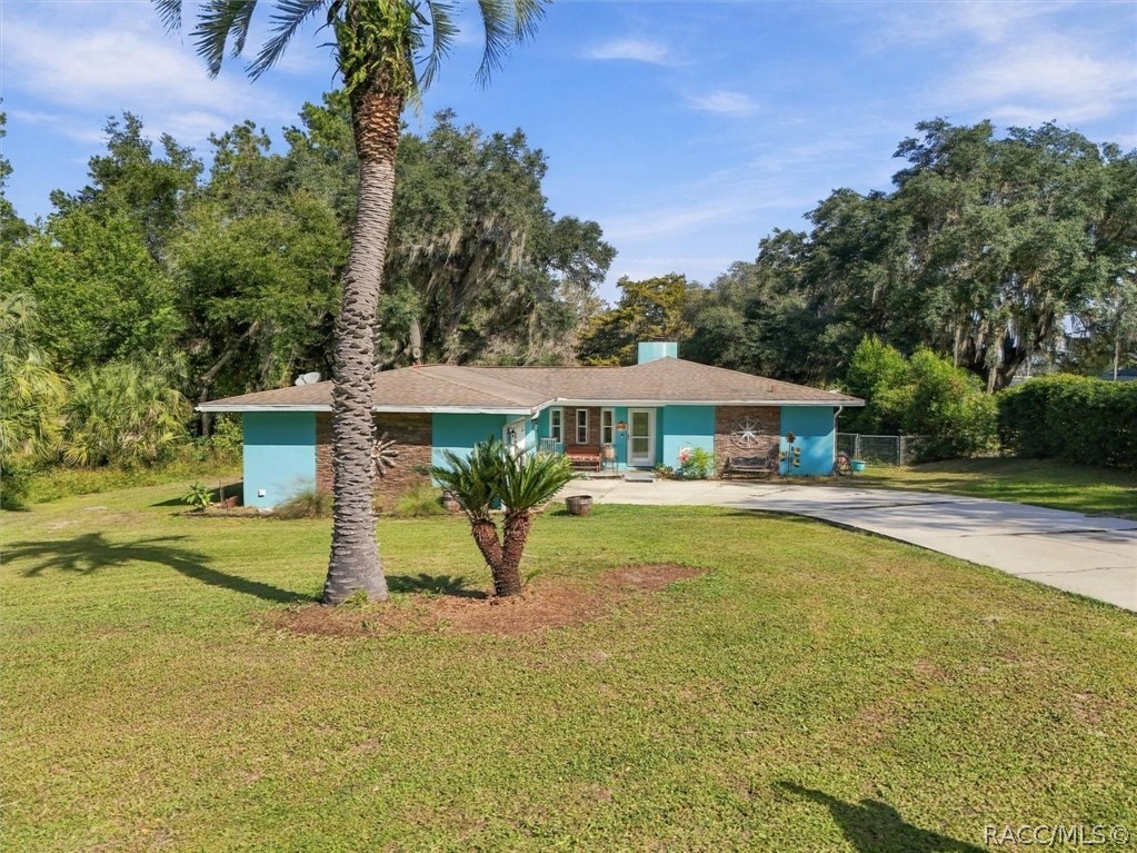 8701 E Cresco Lane, Inverness, FL 34450