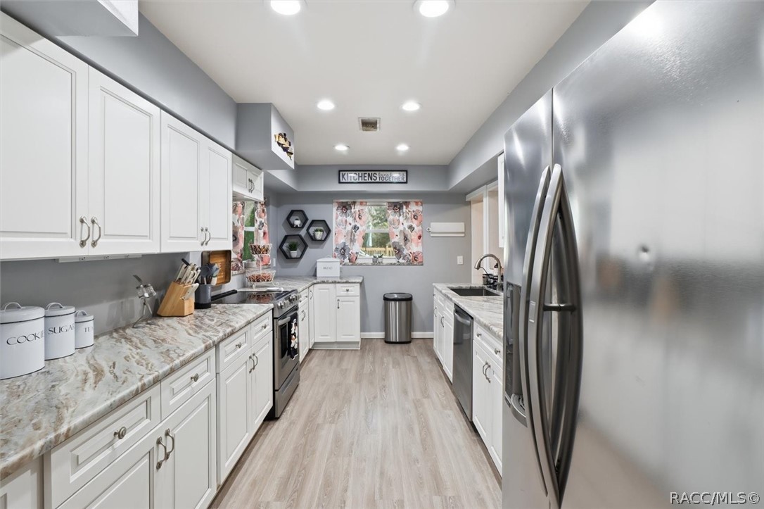 8701 E Cresco Lane, Inverness, FL 34450