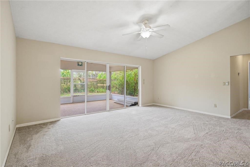 6068 W Douneray Loop, Crystal River, FL 34429 6068 W Douneray Loop, Crystal River, FL 34429