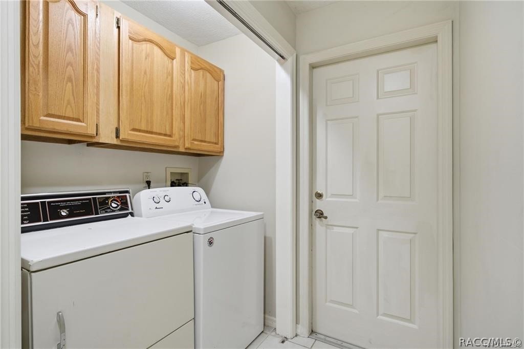6068 W Douneray Loop, Crystal River, FL 34429