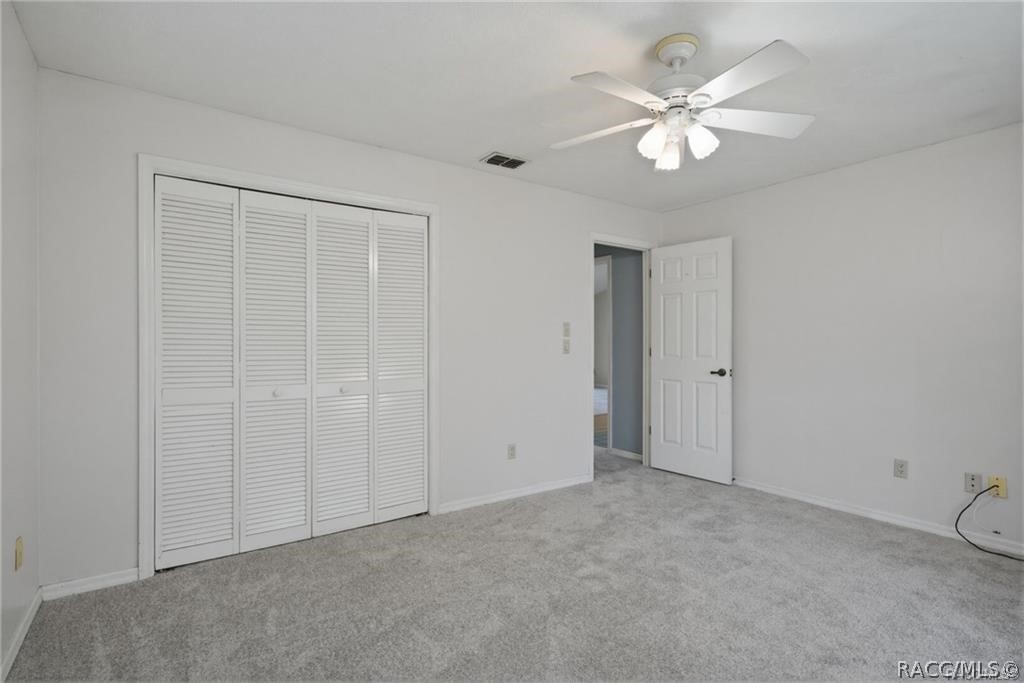 6068 W Douneray Loop, Crystal River, FL 34429