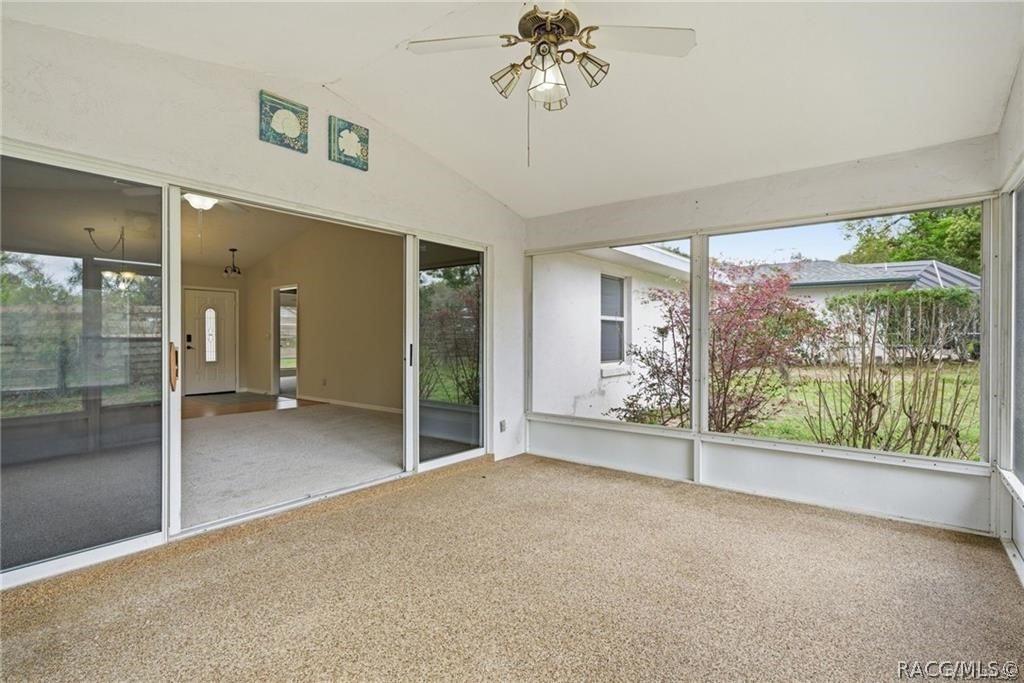 6068 W Douneray Loop, Crystal River, FL 34429 6068 W Douneray Loop, Crystal River, FL 34429
