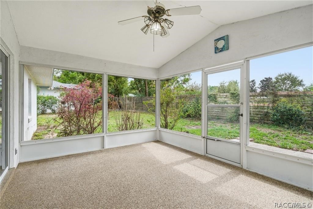 6068 W Douneray Loop, Crystal River, FL 34429 6068 W Douneray Loop, Crystal River, FL 34429