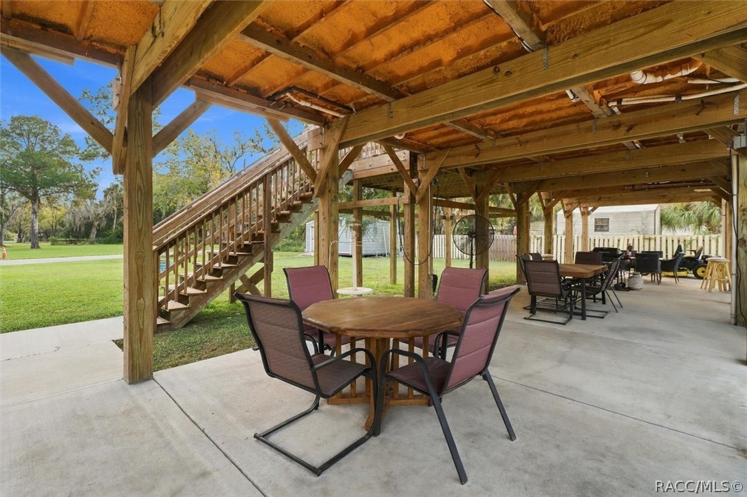 11000 W Seminole Place, Homosassa, FL 34448