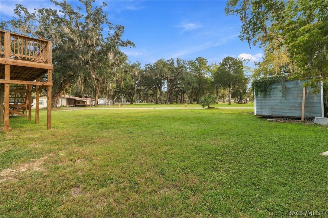 11000 W Seminole Place, Homosassa, FL 34448