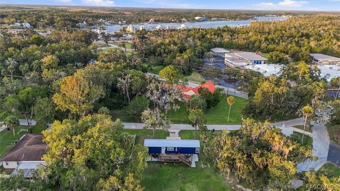11000 W Seminole Place, Homosassa, FL 34448