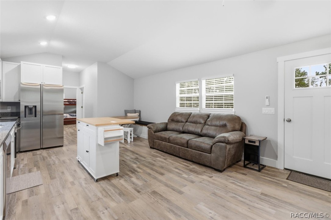 11000 W Seminole Place, Homosassa, FL 34448