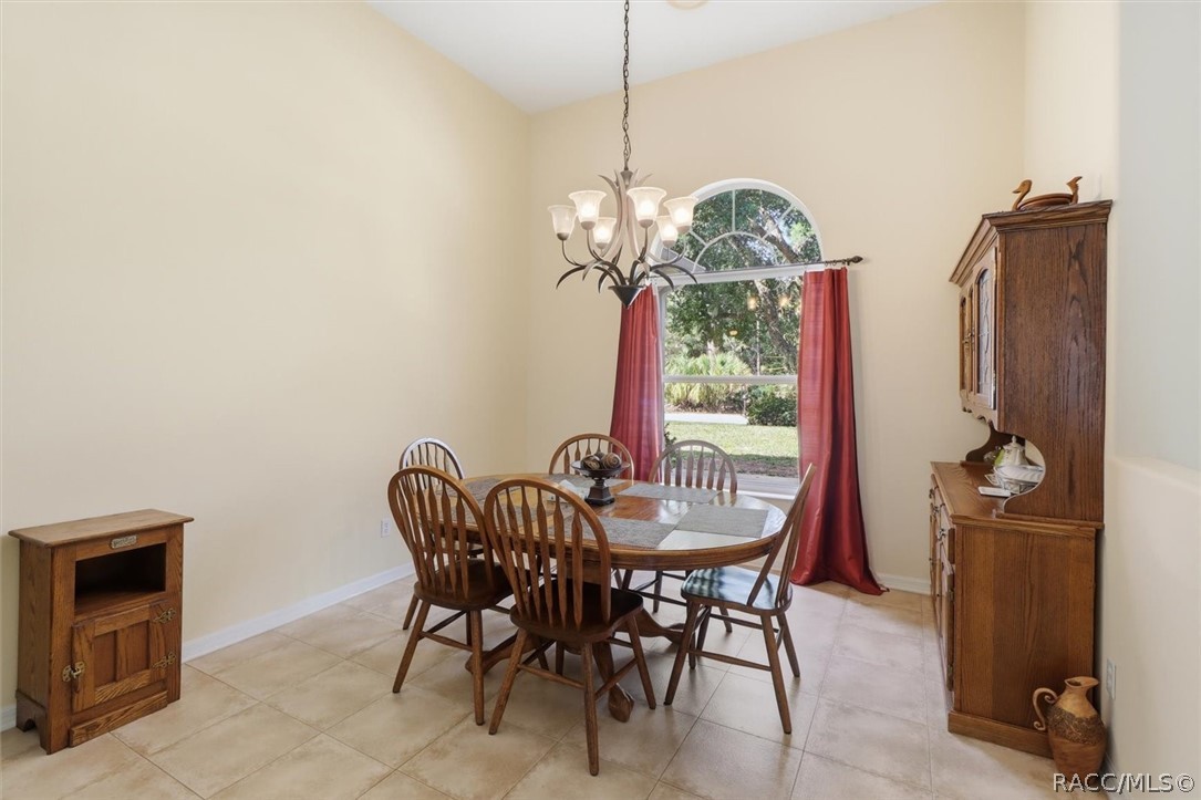 12710 Baltic Ivy Street, Crystal River, FL 34428