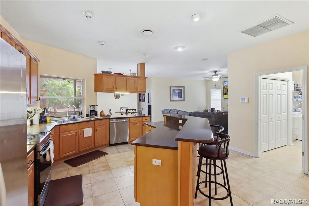 12710 Baltic Ivy Street, Crystal River, FL 34428