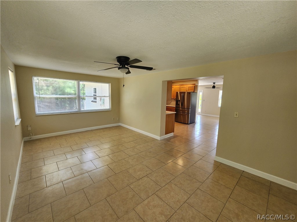 7421 W 7 Rivers Drive, Crystal River, FL 34429