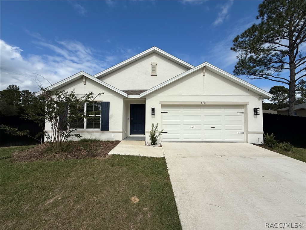 8767 N Paradisea Drive, Citrus Springs, FL 34433