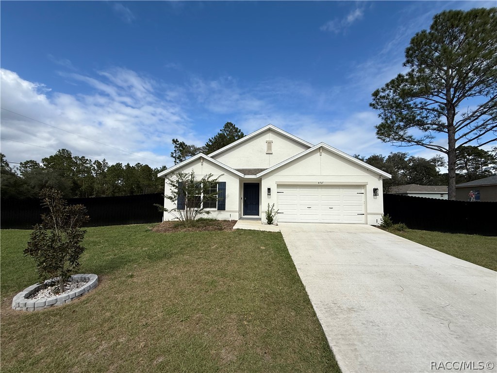 8767 N Paradisea Drive, Citrus Springs, FL 34433