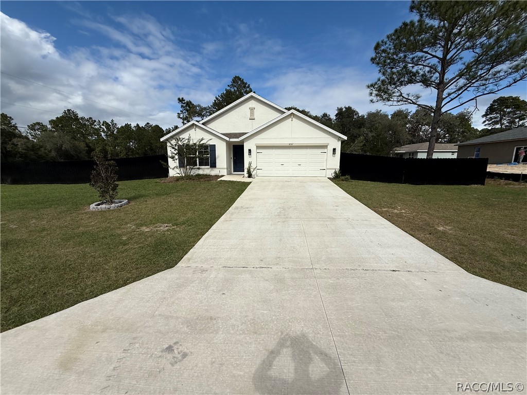 8767 N Paradisea Drive, Citrus Springs, FL 34433