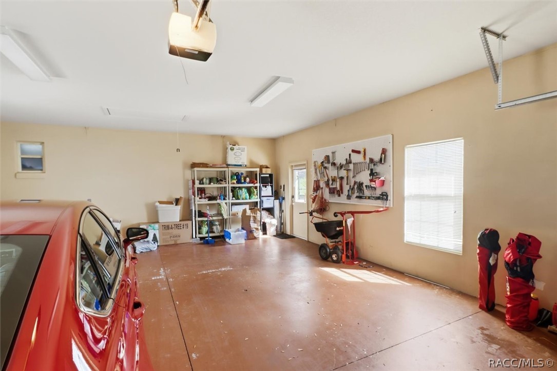 1691 N Dimaggio Path, Hernando, FL 34442