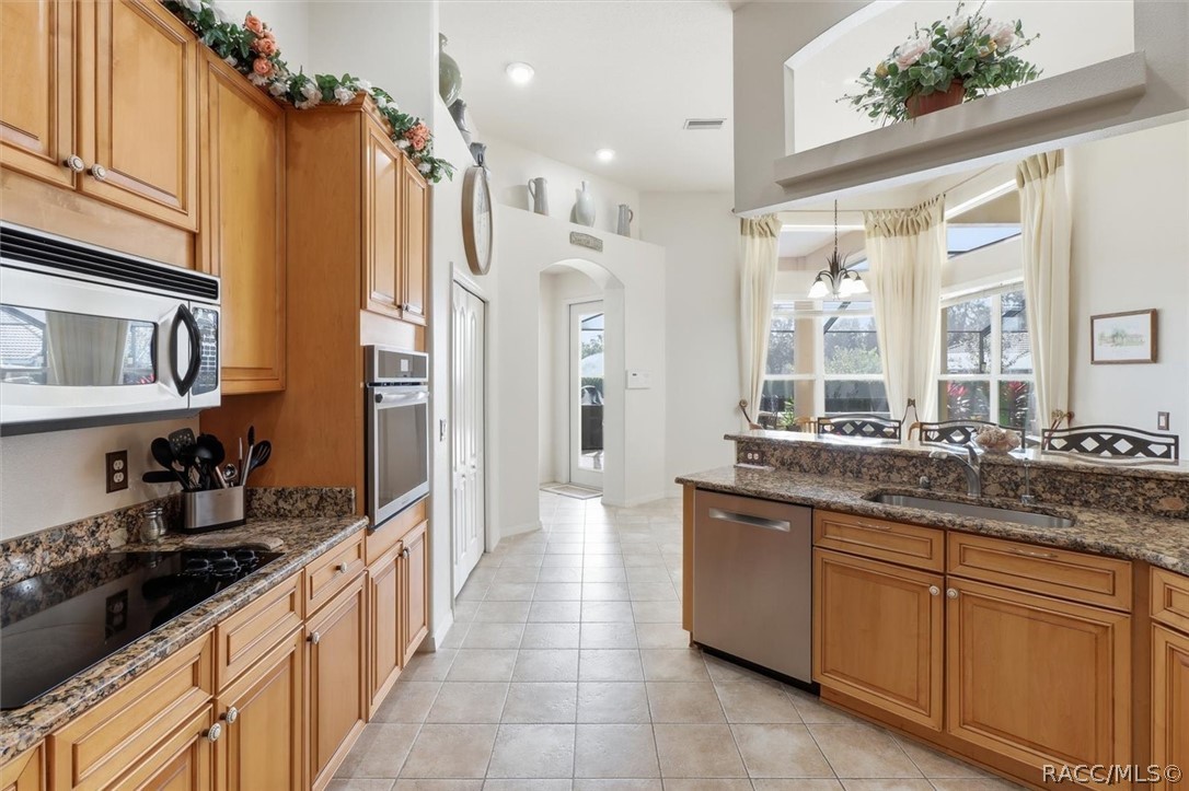 1691 N Dimaggio Path, Hernando, FL 34442
