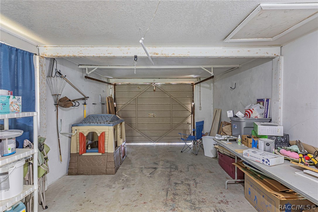 6 S Jefferson Street, Beverly Hills, FL 34465