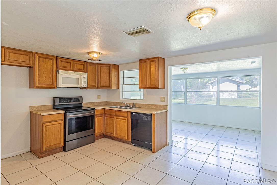 6 S Jefferson Street, Beverly Hills, FL 34465
