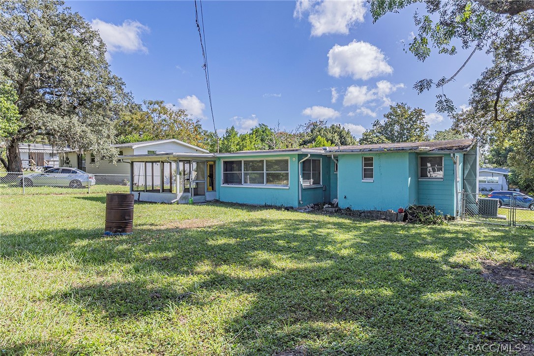 6 S Jefferson Street, Beverly Hills, FL 34465