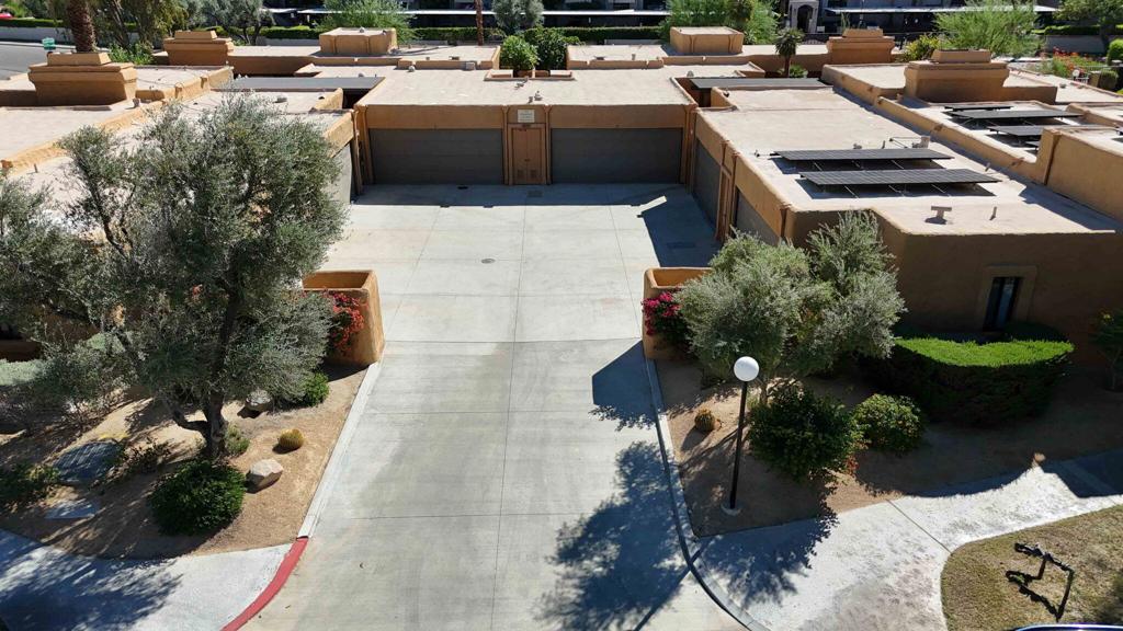 68-web-or-mls-4881 Winner Circle Unit B-