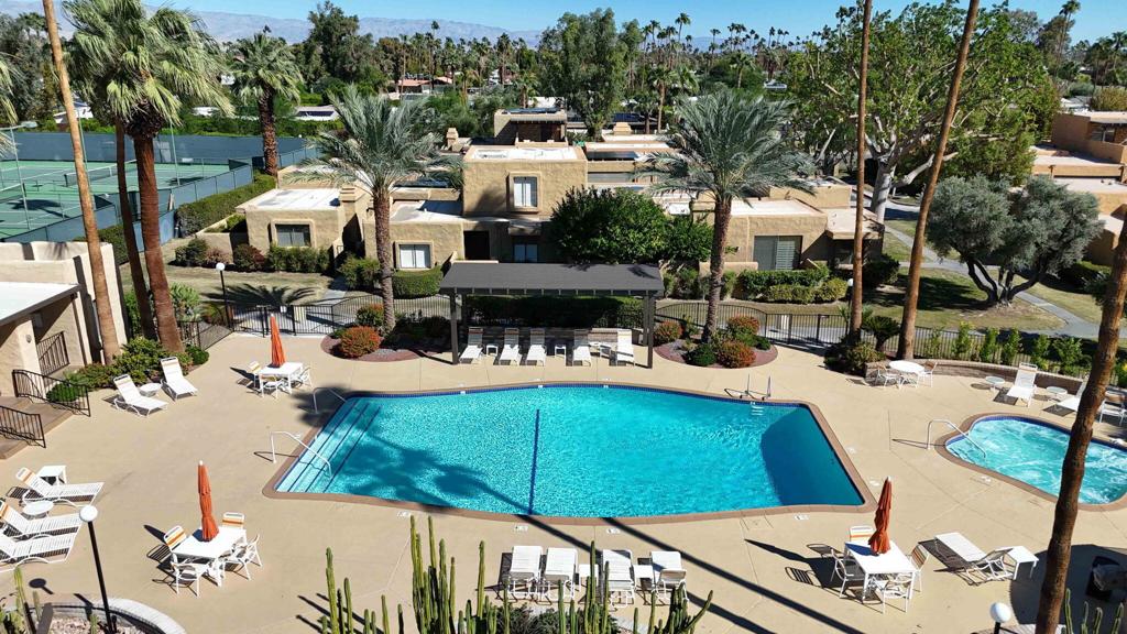 75-web-or-mls-4881 Winner Circle Unit B-
