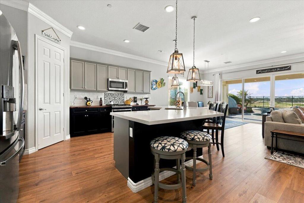 08-Kitchen