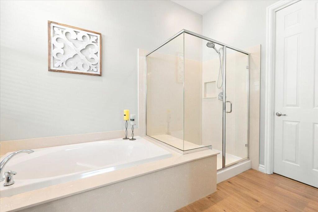 31-Primary Bath_Shower