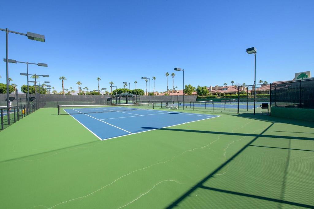 Woodhaven Tennis Court 2026