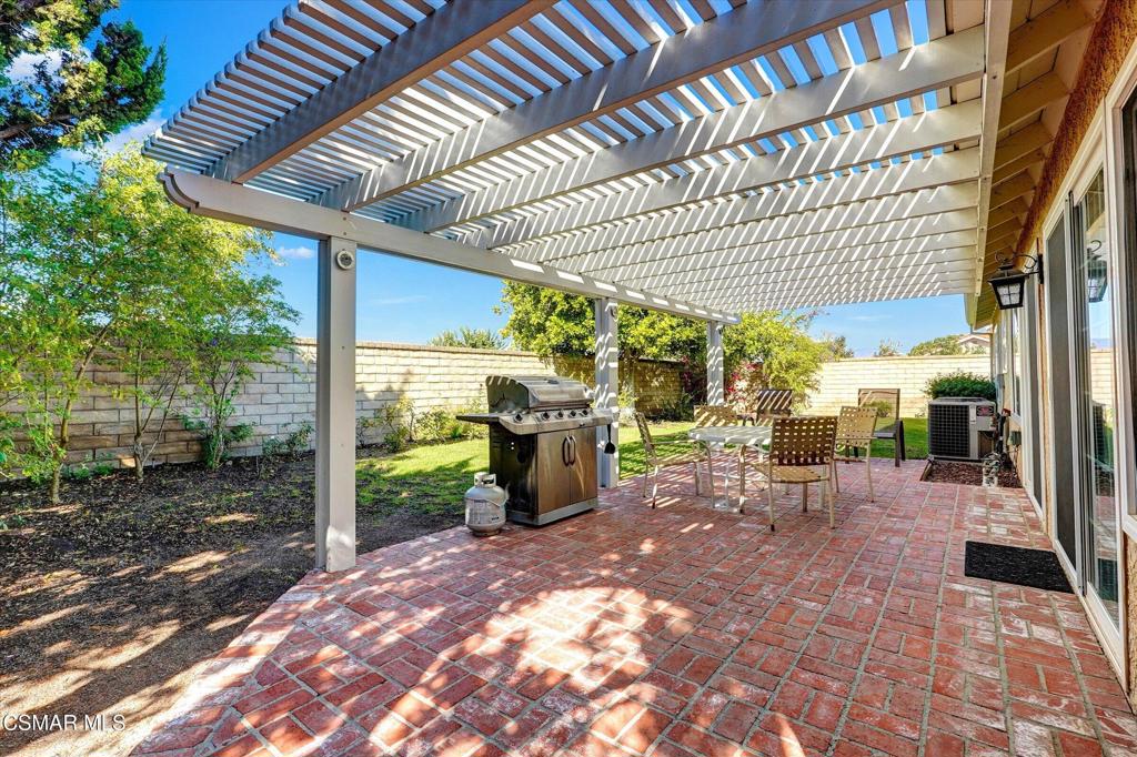 32-3989 Ashbourne Ln-32