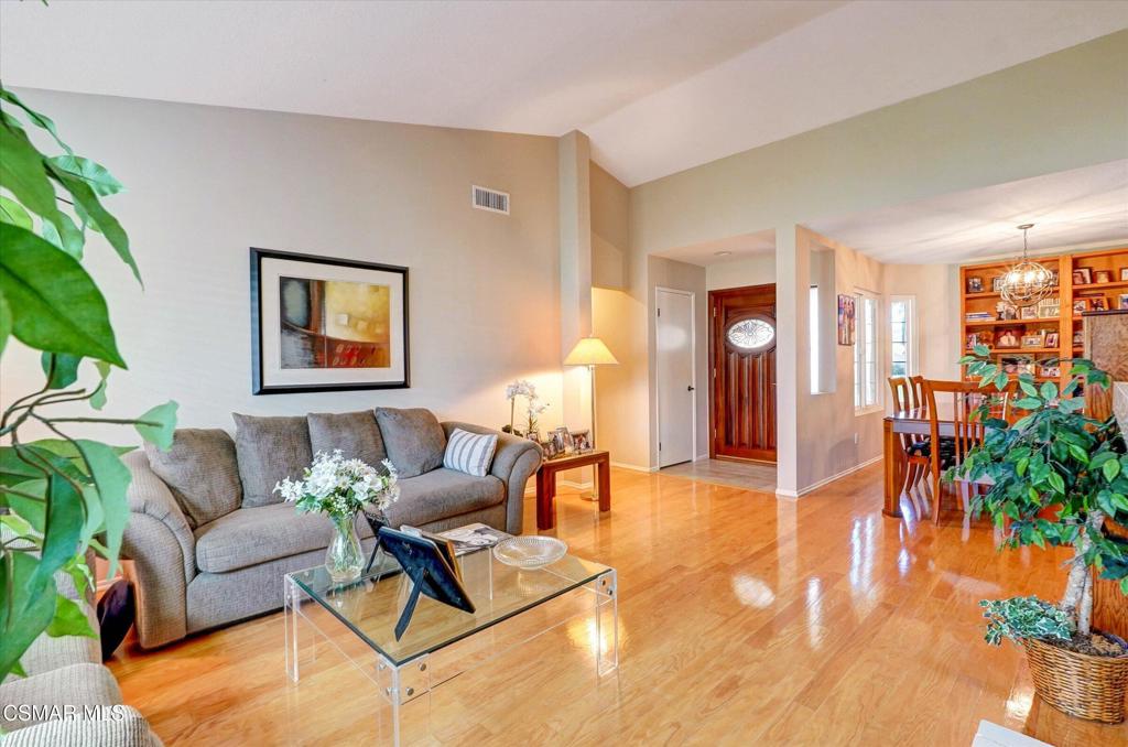 09-3989 Ashbourne Ln-9