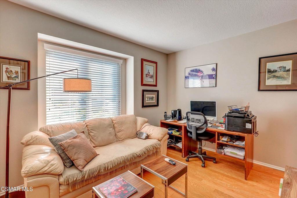 30-3989 Ashbourne Ln-30