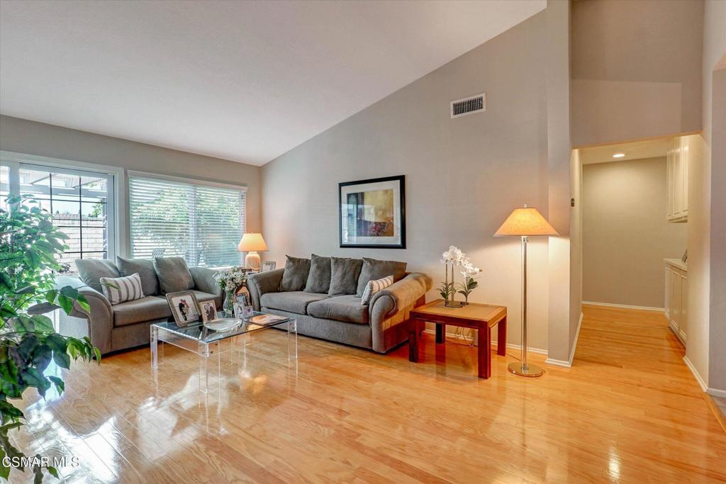 08-3989 Ashbourne Ln-8