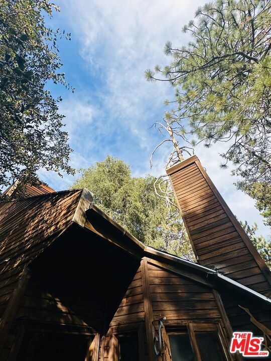 Towering tri-level retreat