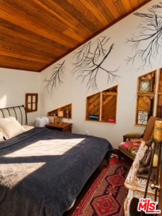 Upstairs Primary bedroom