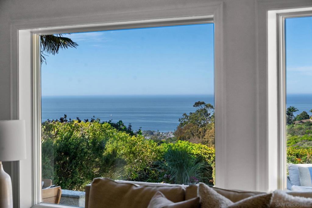 Viae Strata 6984 Via Estrada, La Jolla, CA 92037 | MLS # 260005691SD