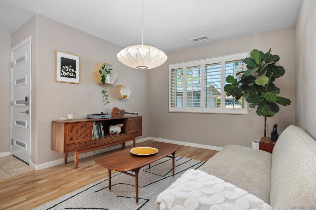 1315 Crestridge Dr., Oceanside, CA 92054
