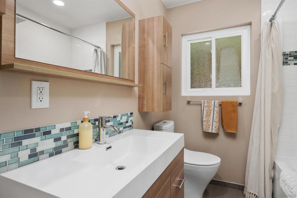 1315 Crestridge Dr., Oceanside, CA 92054