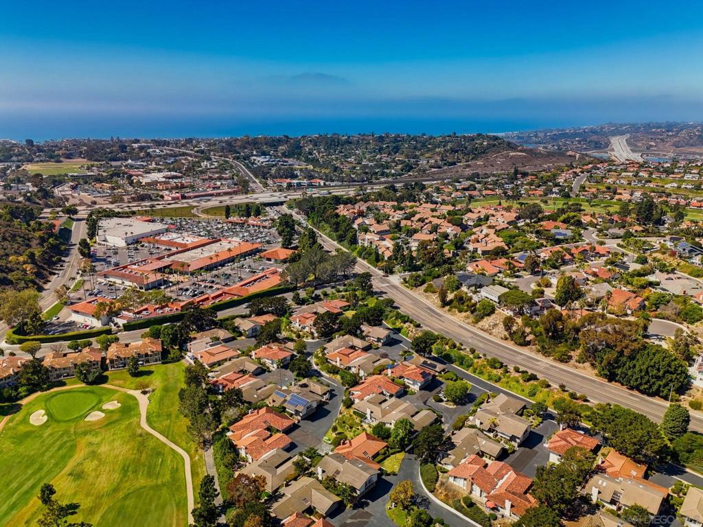 111 Delicias Ct, Solana Beach, CA 92075