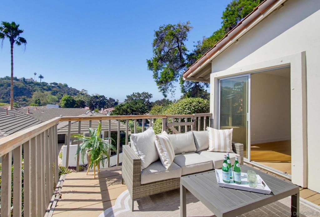 111 Delicias Ct, Solana Beach, CA 92075